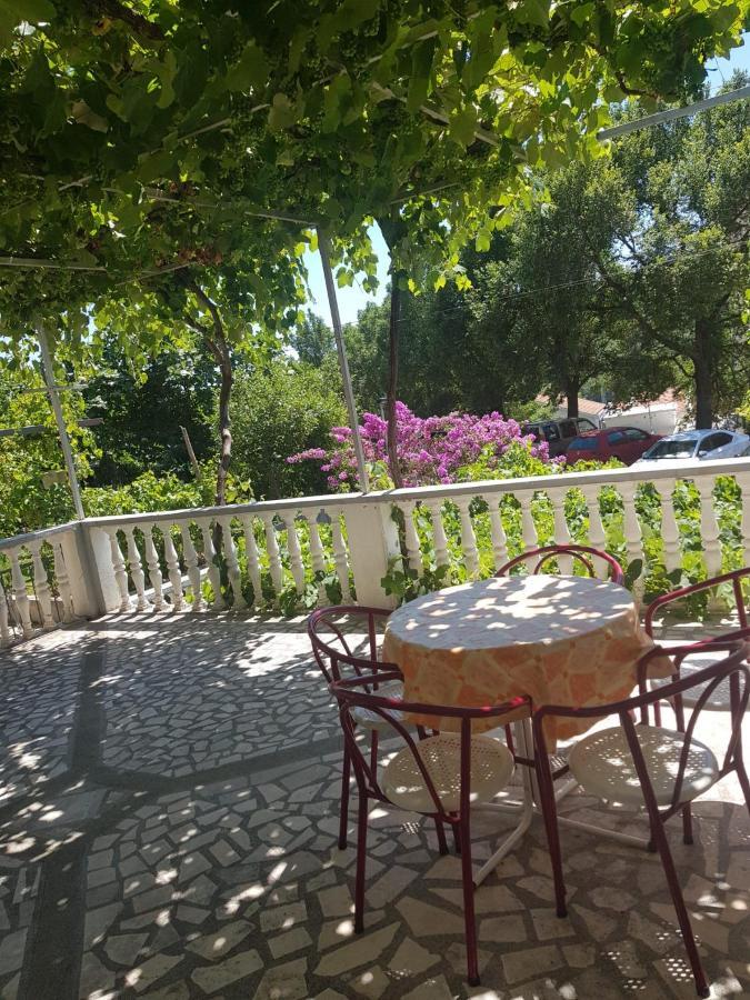 Sobe I Apartmani Marovic Petrovac ภายนอก รูปภาพ