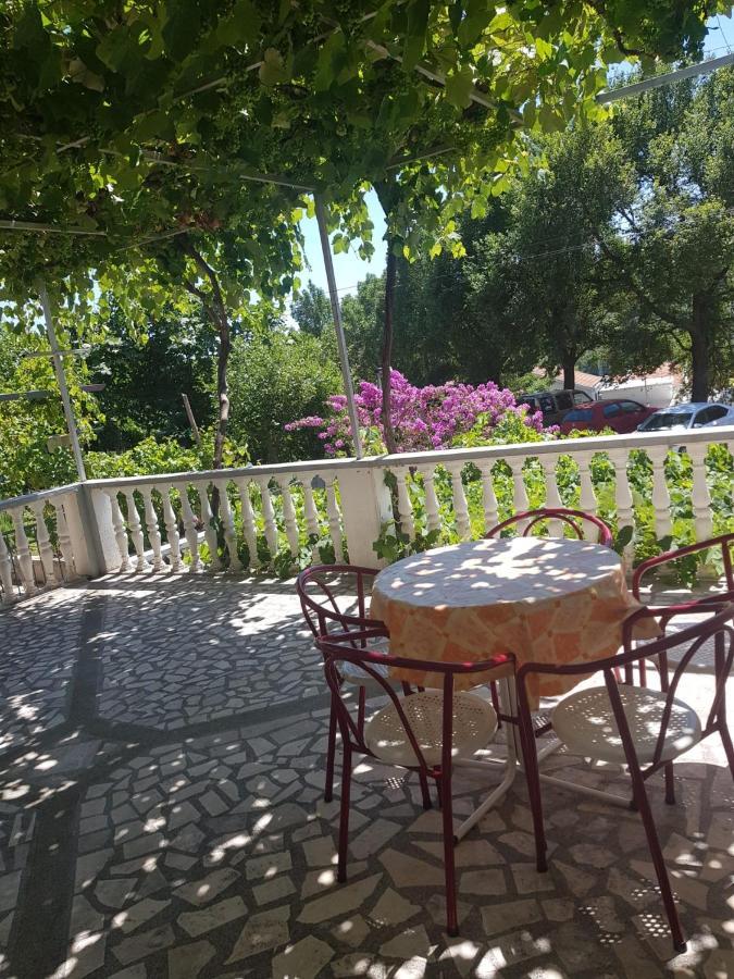 Sobe I Apartmani Marovic Petrovac ภายนอก รูปภาพ
