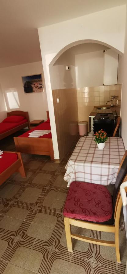 Sobe I Apartmani Marovic Petrovac ภายนอก รูปภาพ