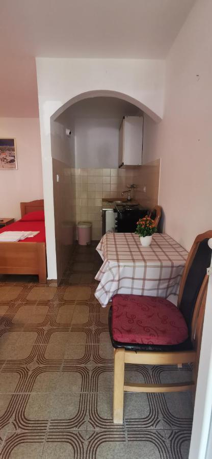 Sobe I Apartmani Marovic Petrovac ภายนอก รูปภาพ