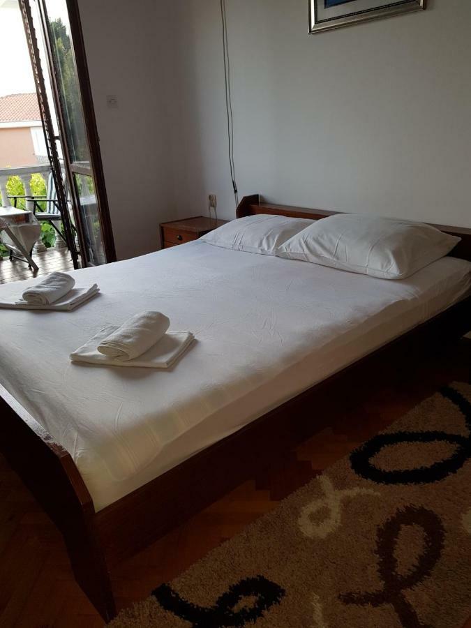 Sobe I Apartmani Marovic Petrovac ภายนอก รูปภาพ