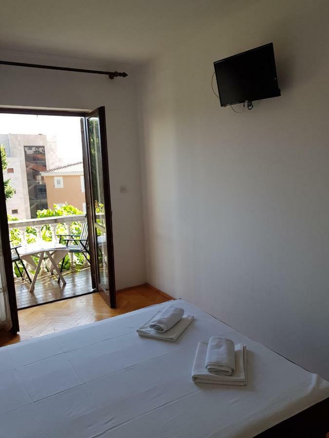 Sobe I Apartmani Marovic Petrovac ภายนอก รูปภาพ