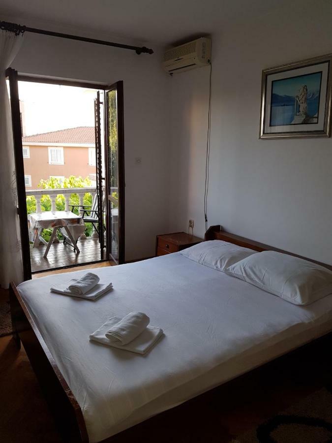 Sobe I Apartmani Marovic Petrovac ภายนอก รูปภาพ