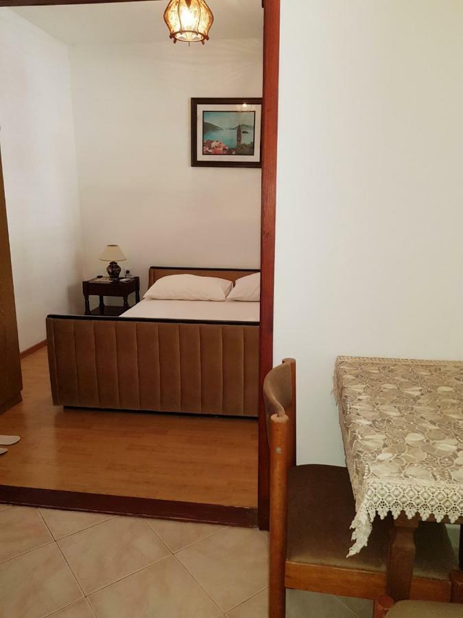 Sobe I Apartmani Marovic Petrovac ภายนอก รูปภาพ
